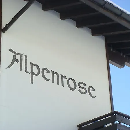 Apartment Haus Alpenrose Saas-Fee